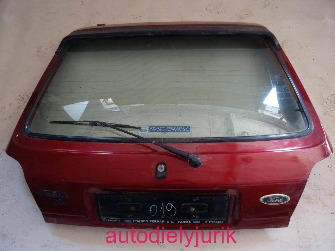 Ford Fiesta lll Kapota Z Bordo č.019