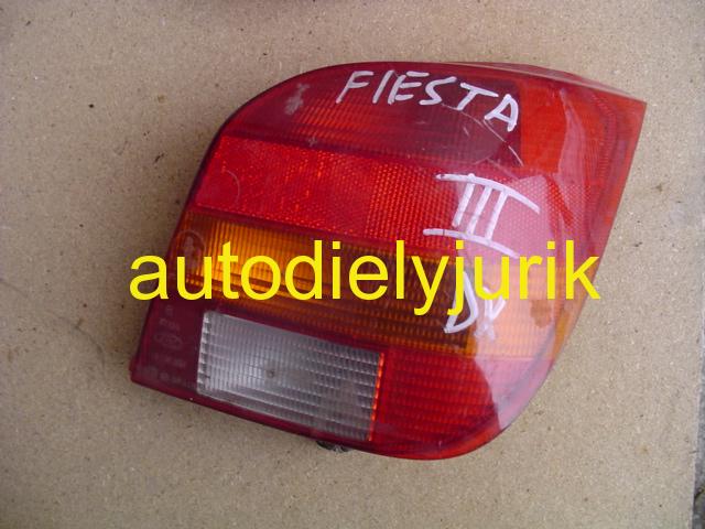 Ford Fiesta lll zadné svetlo P